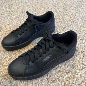Puma Kids Black Sneakers
